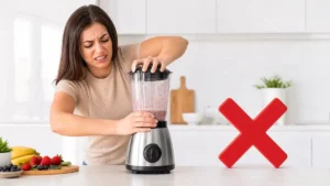 Copo do liquidificador travou na base? Como soltar sem quebrar